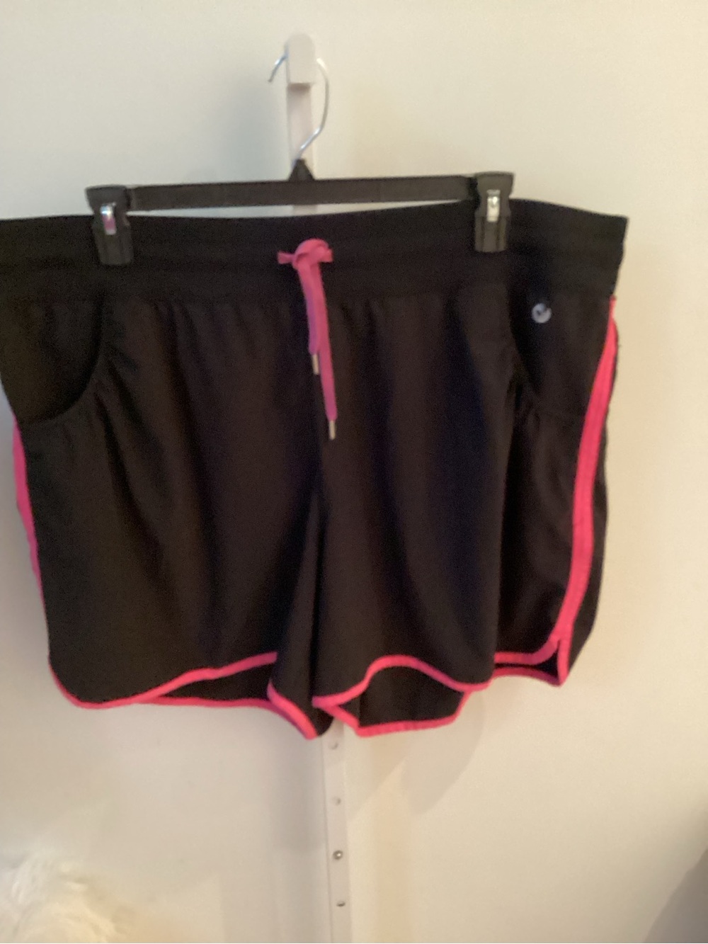 Vogo Active Shorts Plus Size 22/24 Black Pink Trim Athletic Running Lounge - Picture 7 of 11